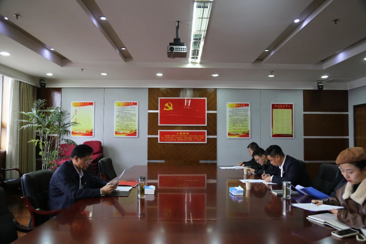 9b479f84a2dcacb1335fec48bc8cd553.jpg